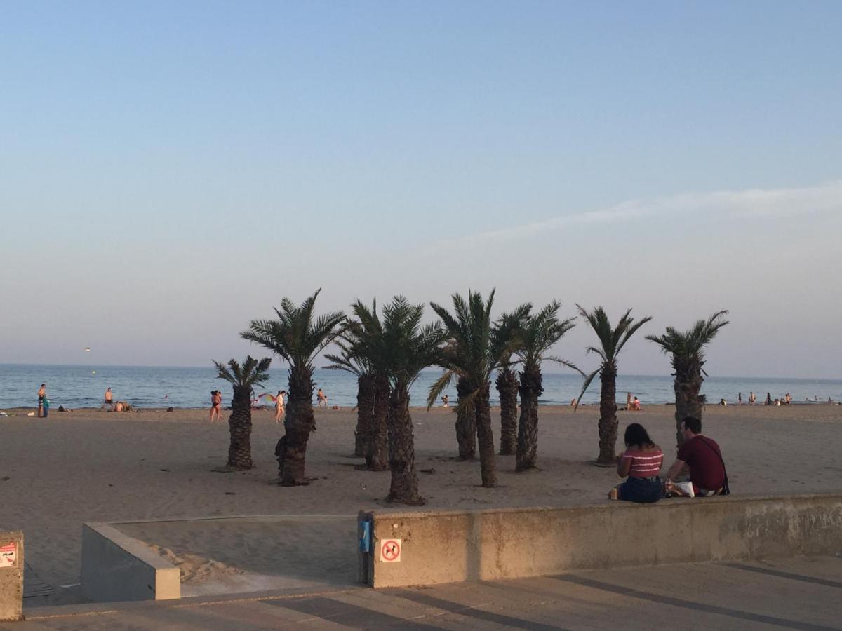 Narbonne Plage Appartement Vue Sur Mer นาร์บอน-ปลาจ ภายนอก รูปภาพ